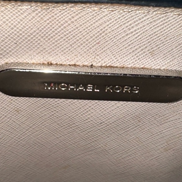 Michael Kors black handbag with silver metallic design and signature MK … - Picture 5 of 10